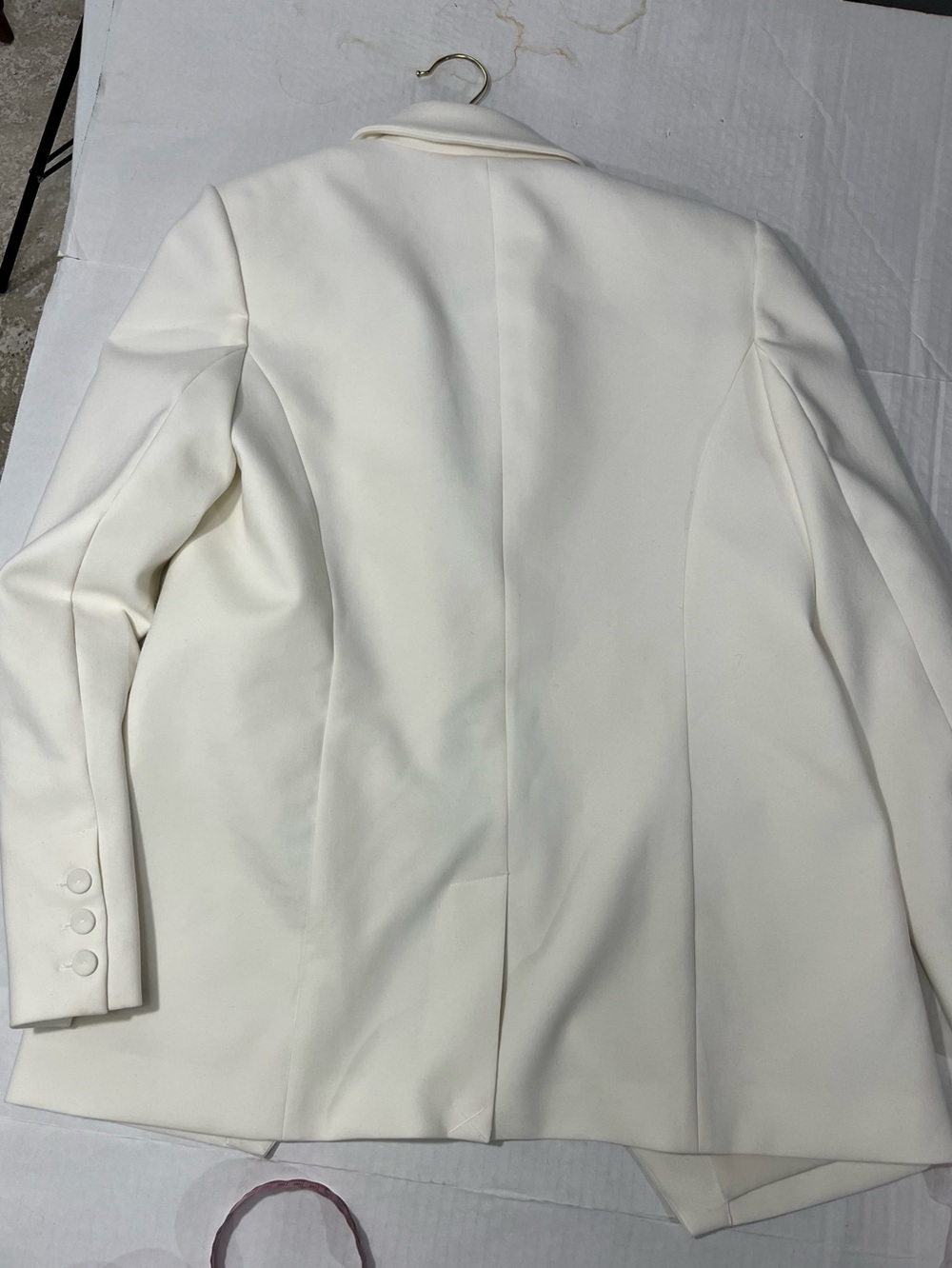 FAVORITE DAUGHTER OVERSIZED IVORY BLAZER - Picture 15 of 15
